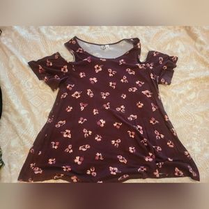 Elle floral off the shoulder shirt